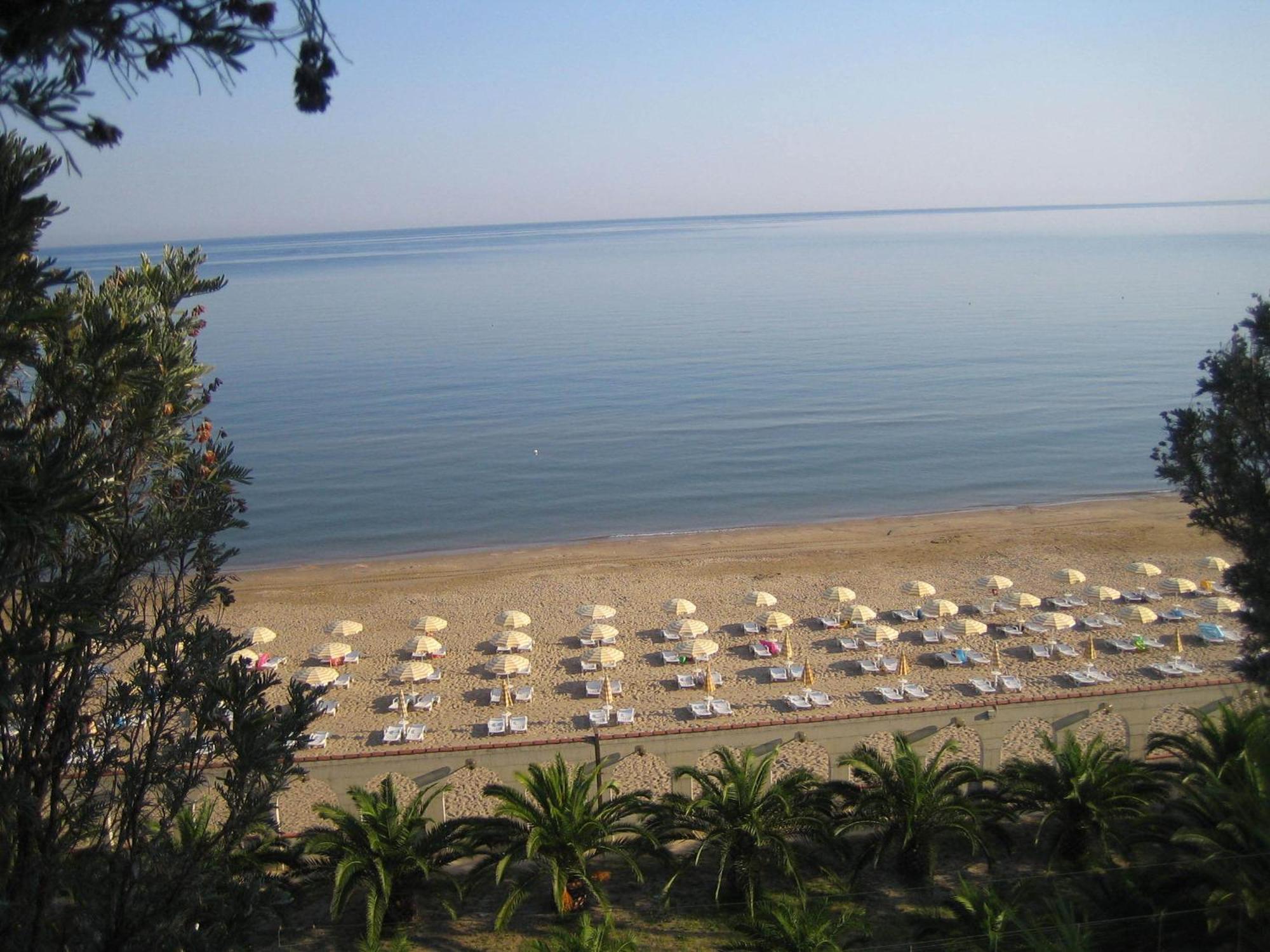 Villaggio Hotel Ripa Роді-Гарганіко Екстер'єр фото