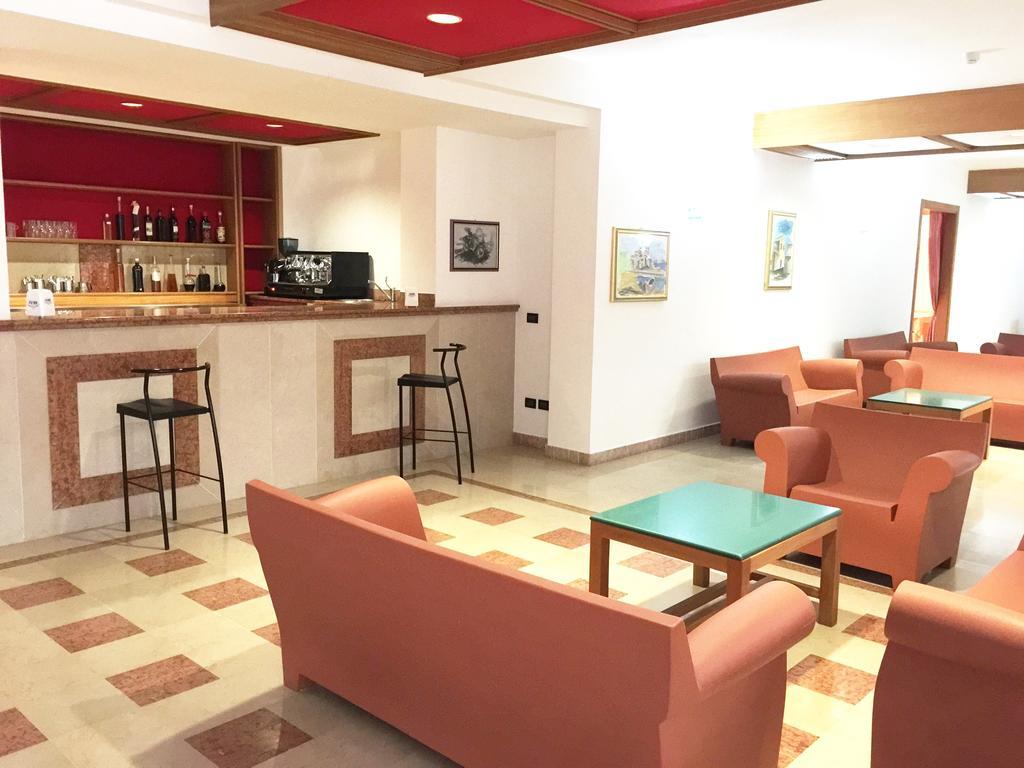 Villaggio Hotel Ripa Роді-Гарганіко Екстер'єр фото
